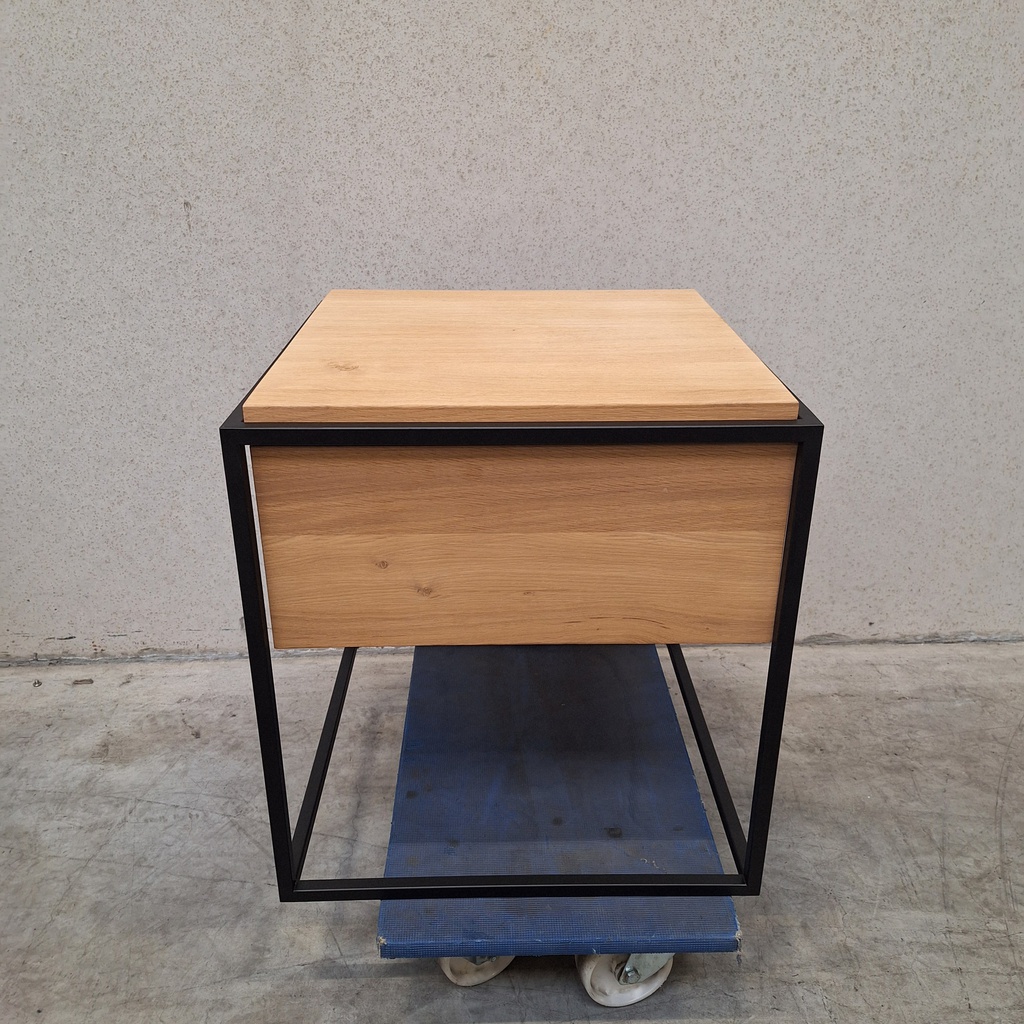 Monolit bedside table