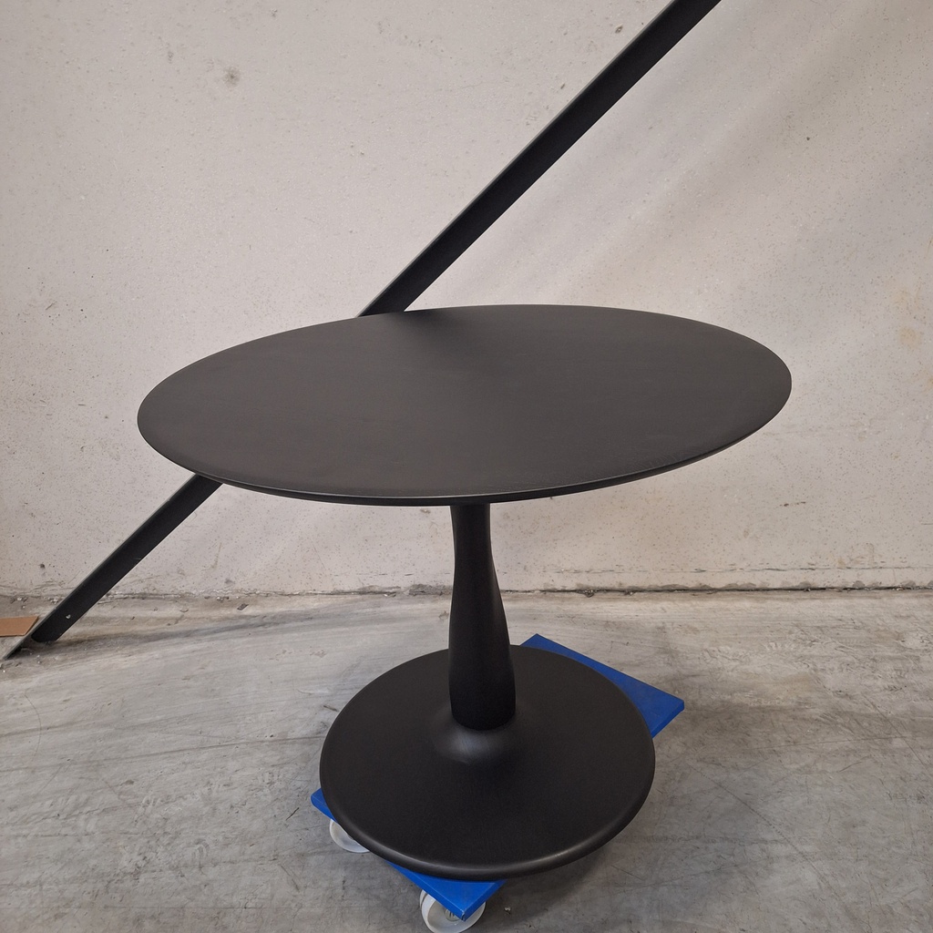 Torsion dining table - low - 90cm