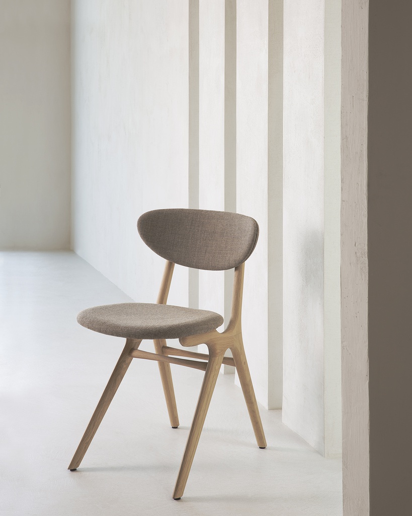 Eye dining chair TEMPLATE