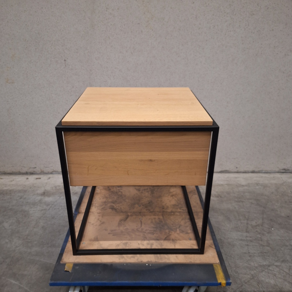 Monolit bedside table