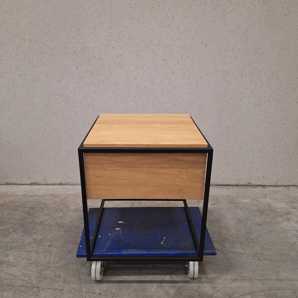 Monolit bedside table