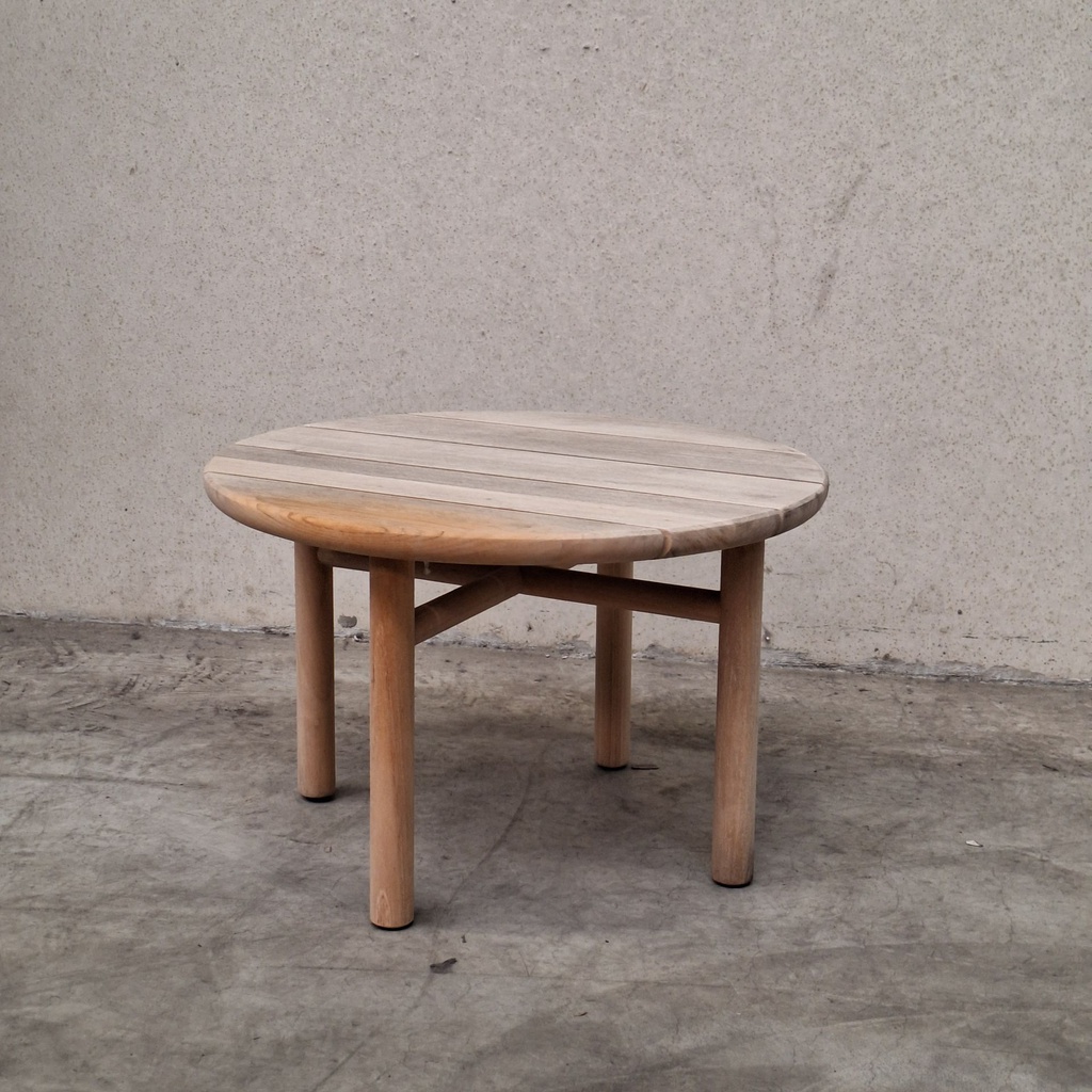 Quatro outdoor side table