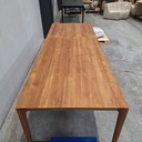 Bok extendable dining table