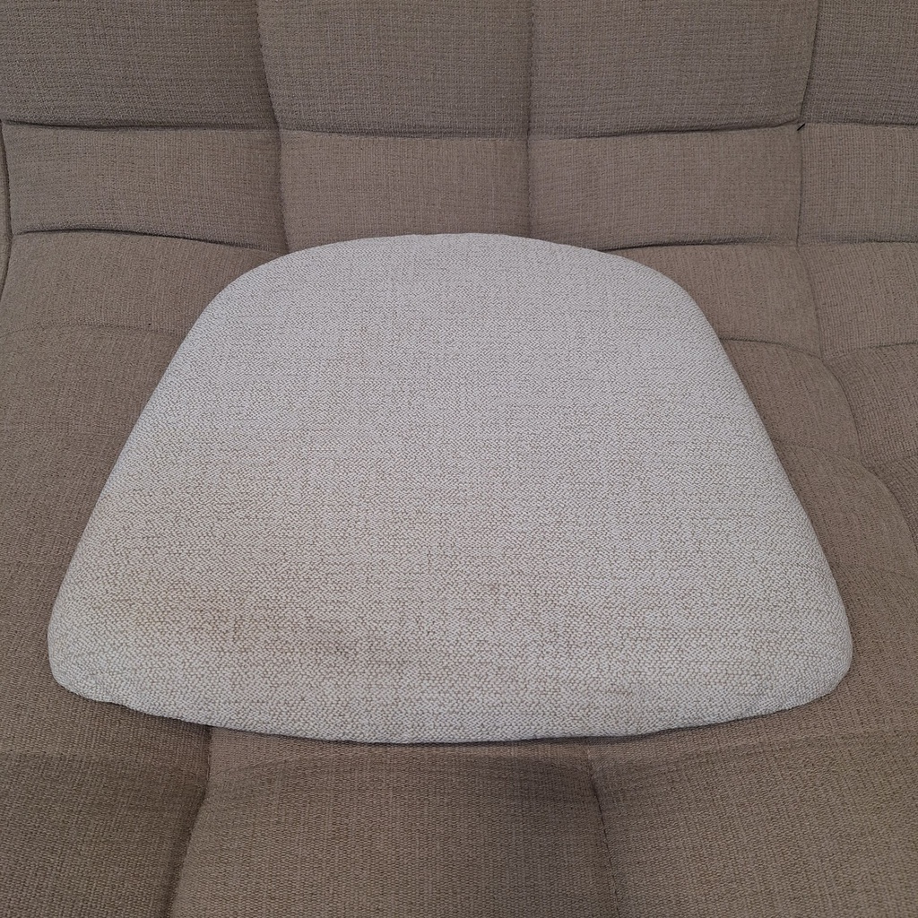 Set of 4 Bok outdoor dining chair cushion (Off White)