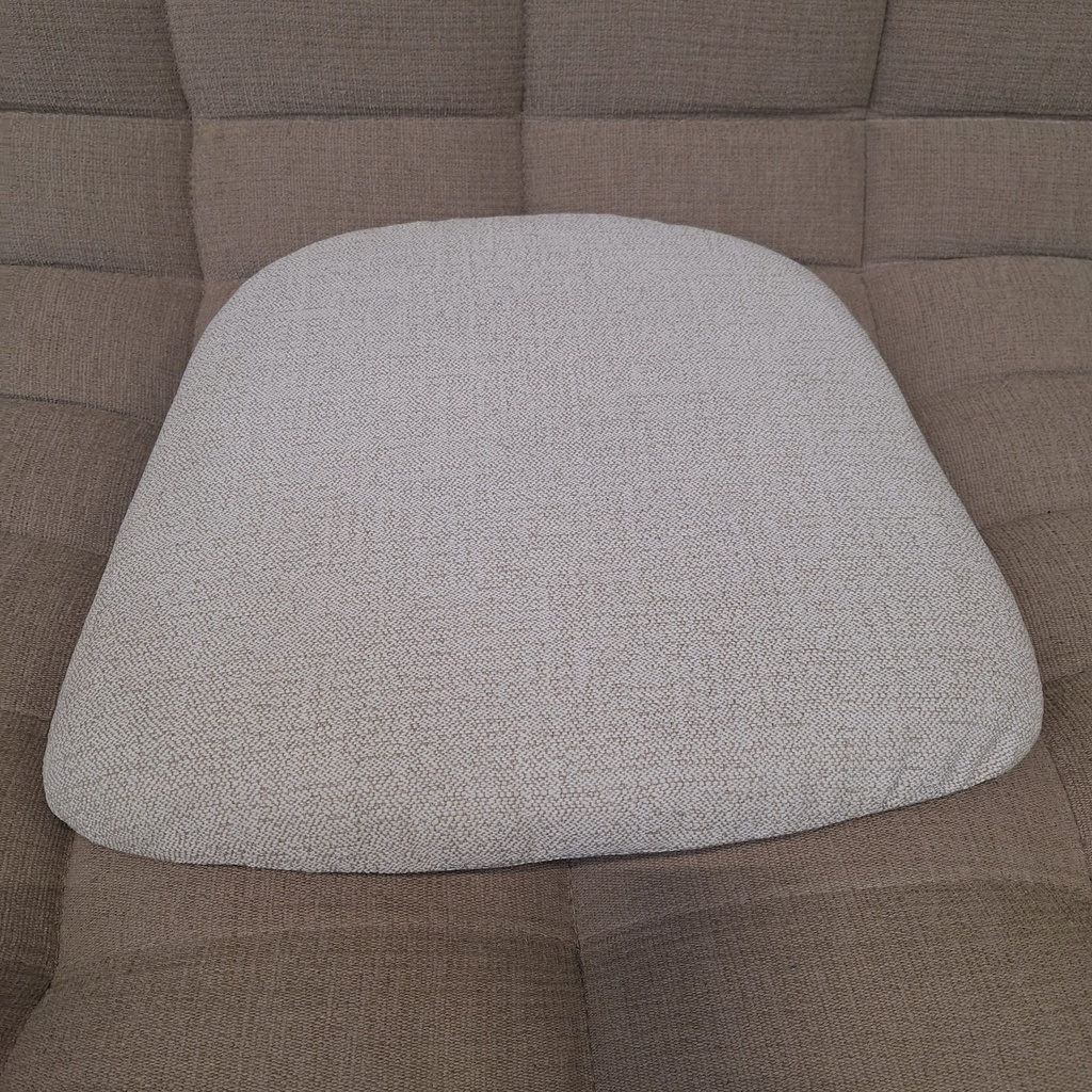 Set of 4 Bok outdoor dining chairs with cushions