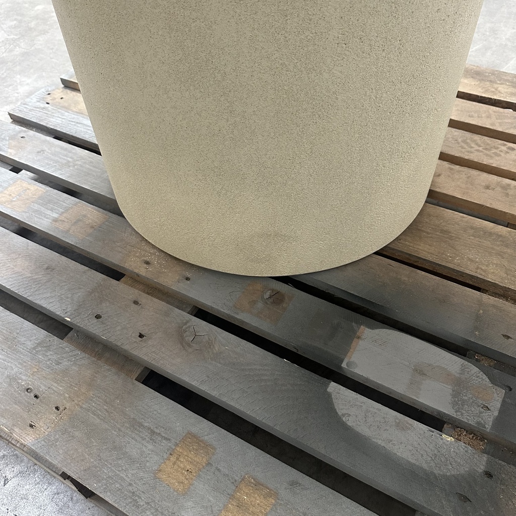 Elements dining table