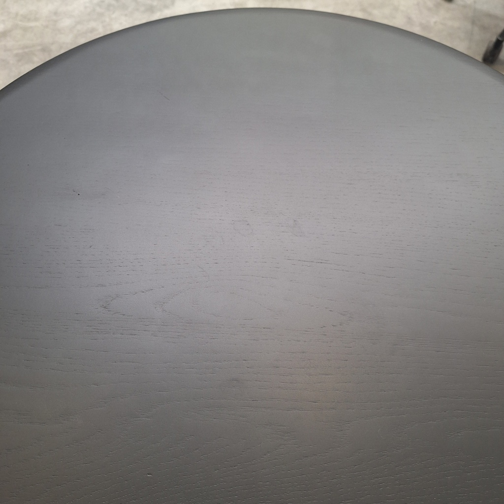 Torsion dining table - 70cm