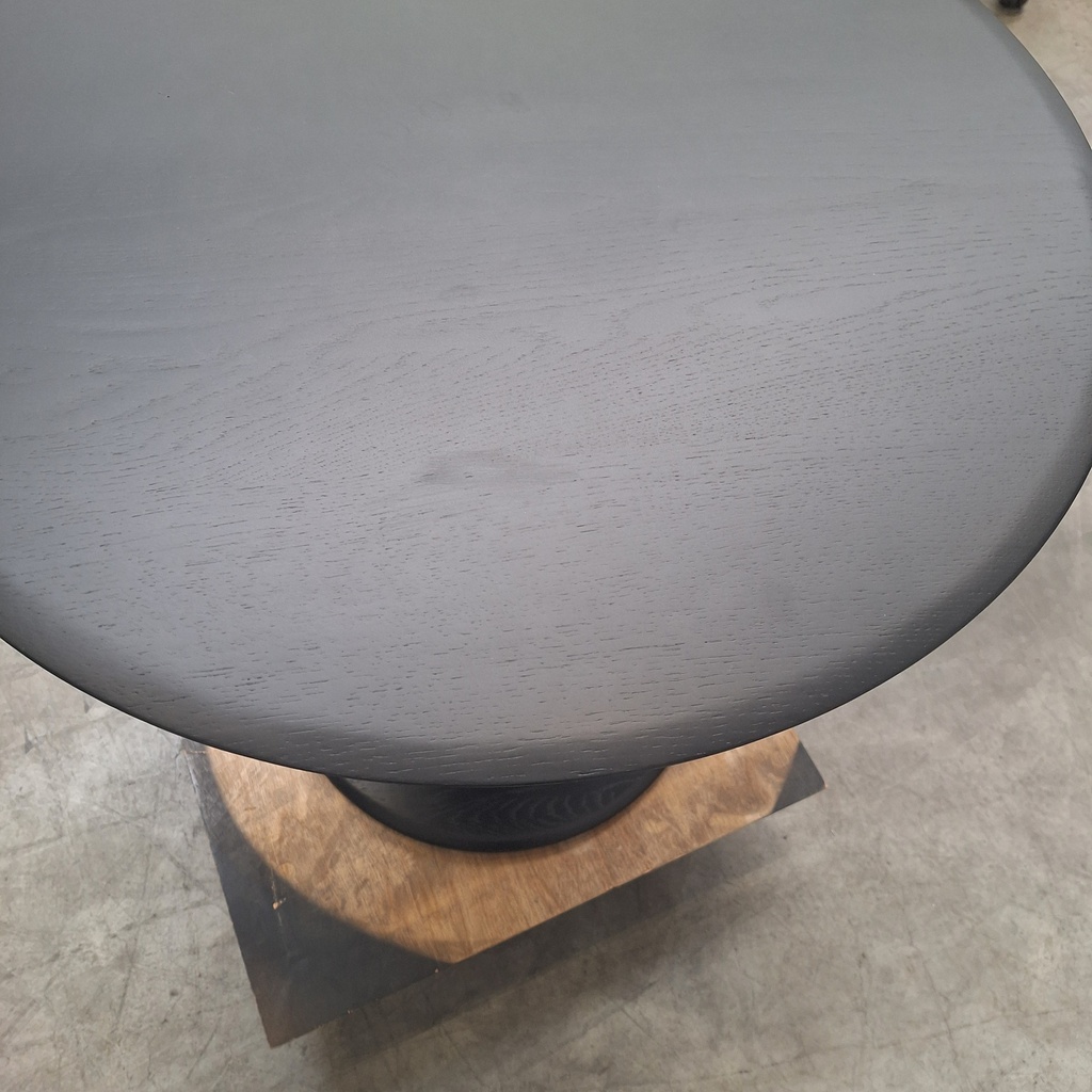 Torsion dining table - 70cm
