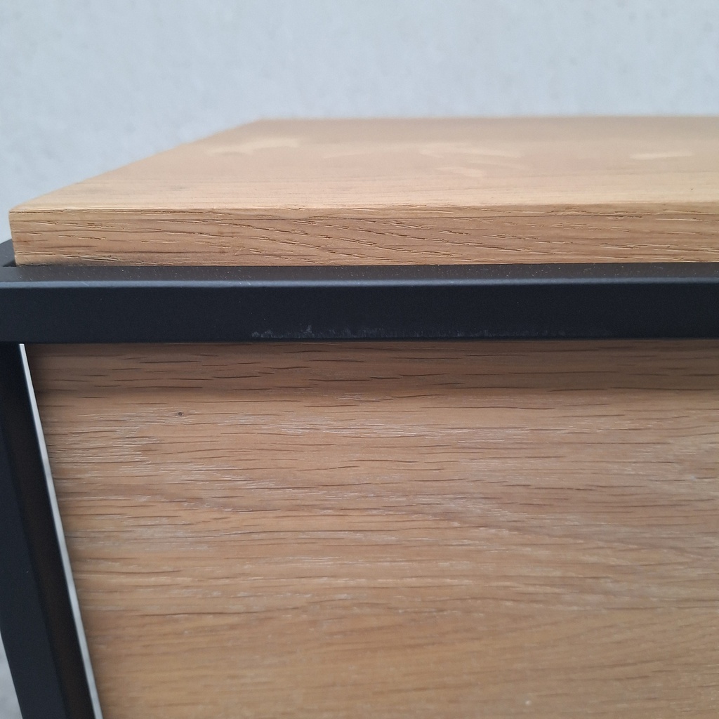 Monolit bedside table