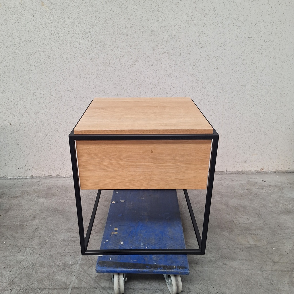 Monolit bedside table