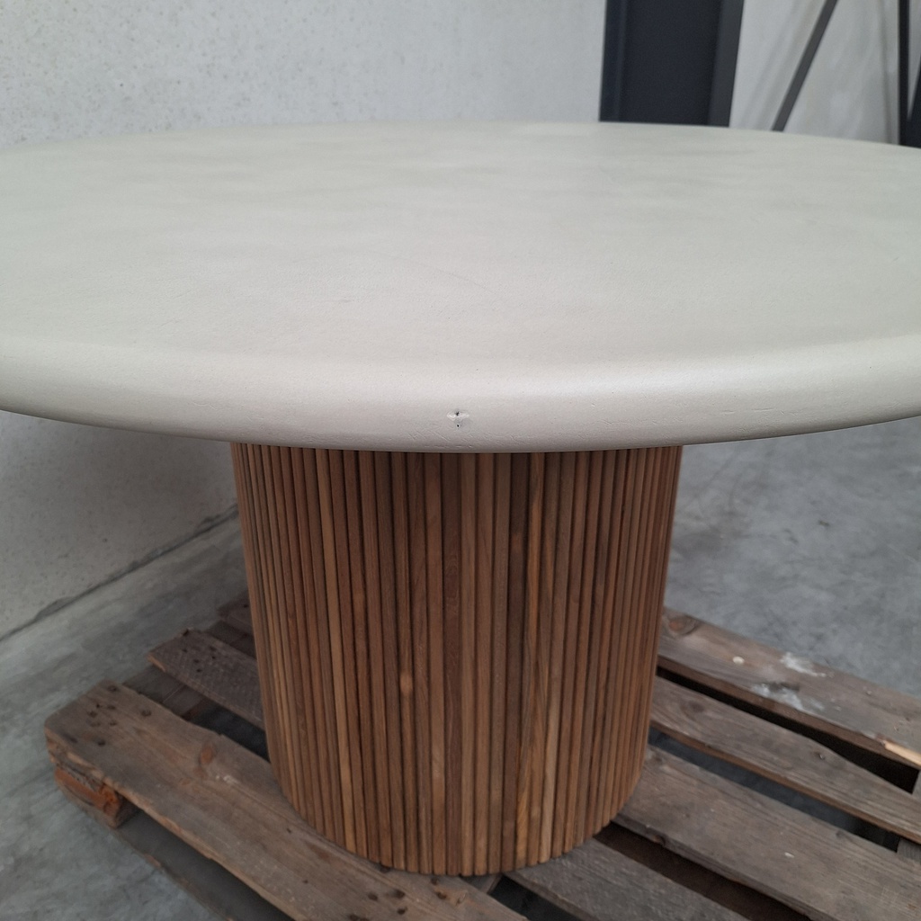 Roller Max outdoor dining table - 125cm