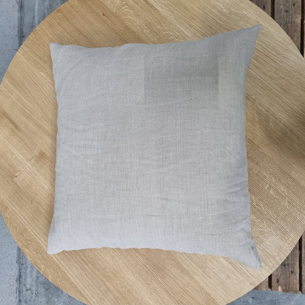 Lin Sauvage cushion