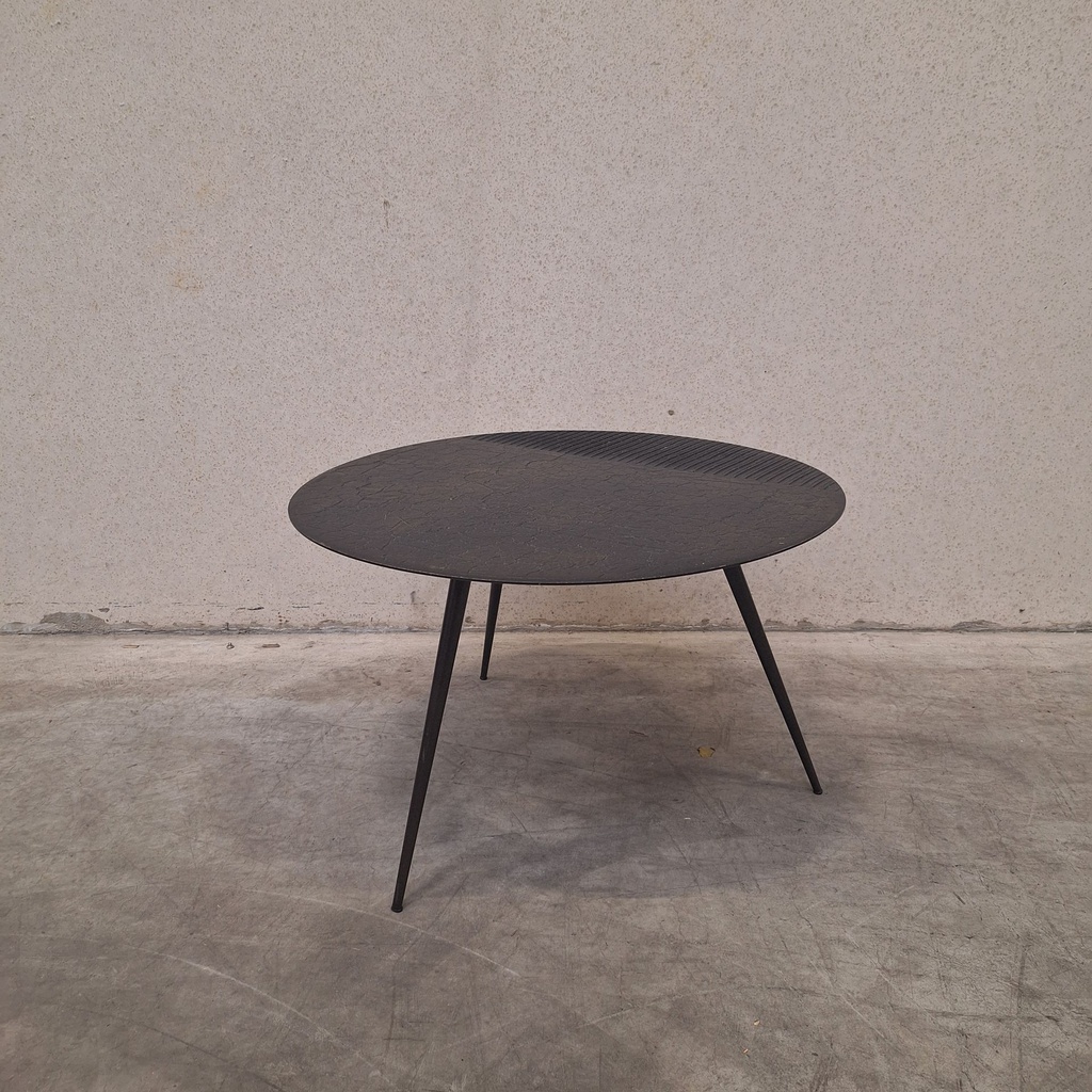 Luna coffee table