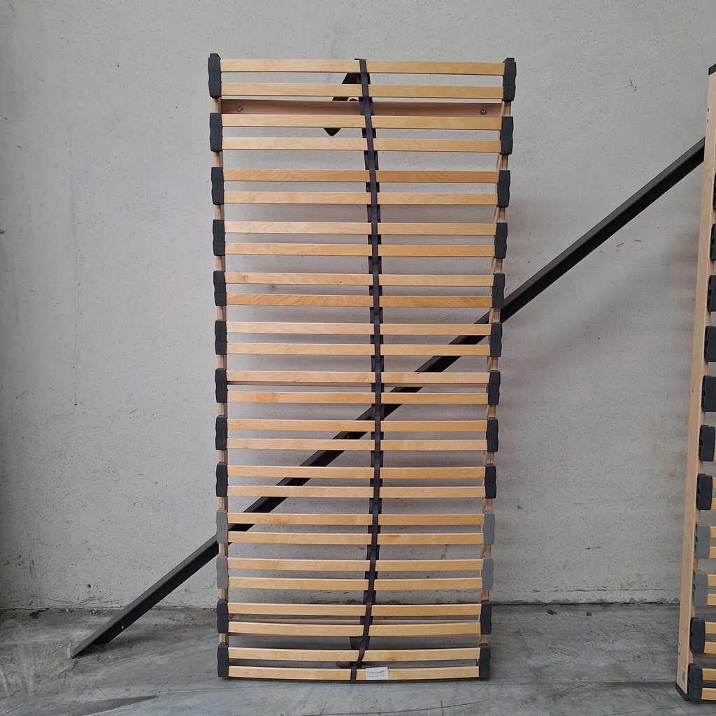 Slatted bed base