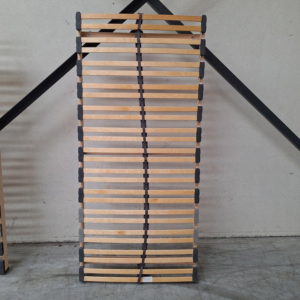 Slatted bed base