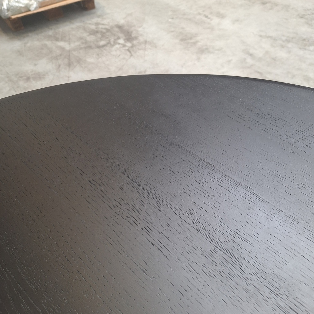 Torsion dining table - 127cm
