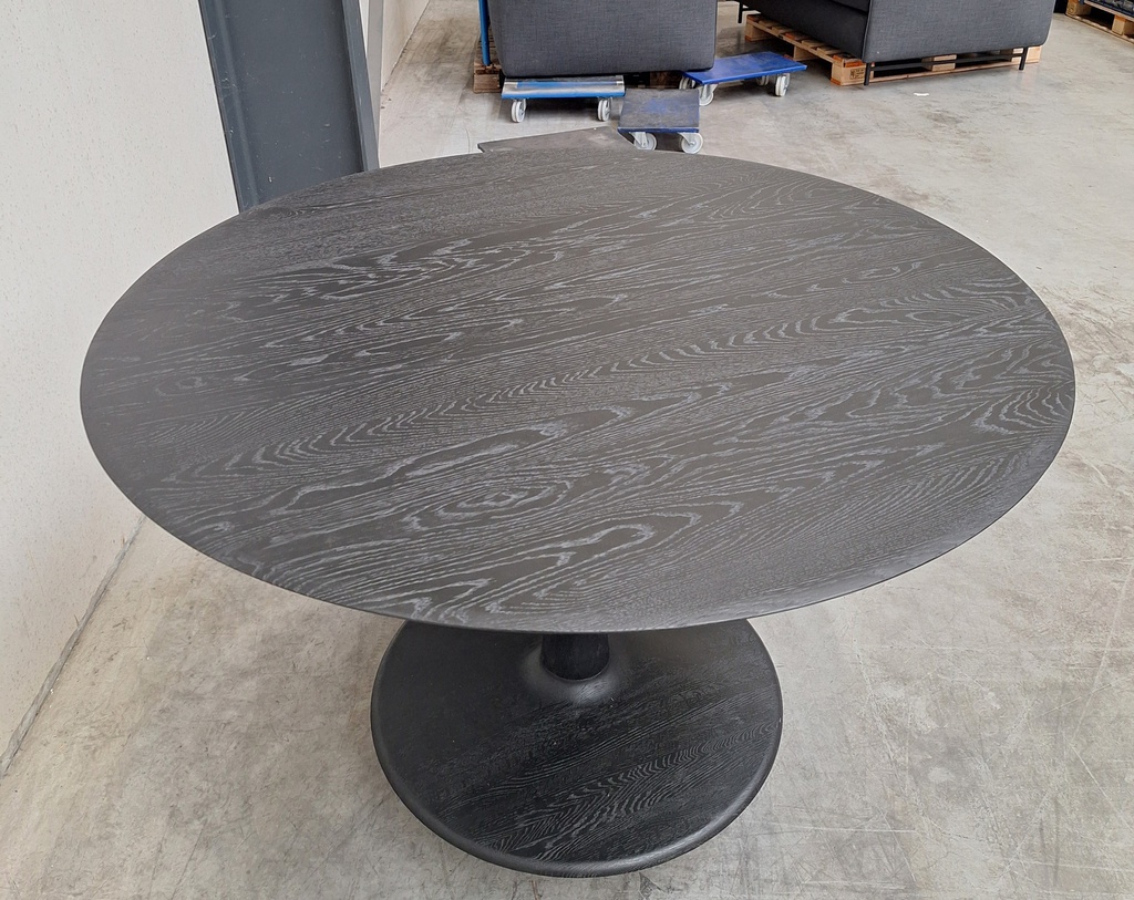 Torsion dining table - 127cm