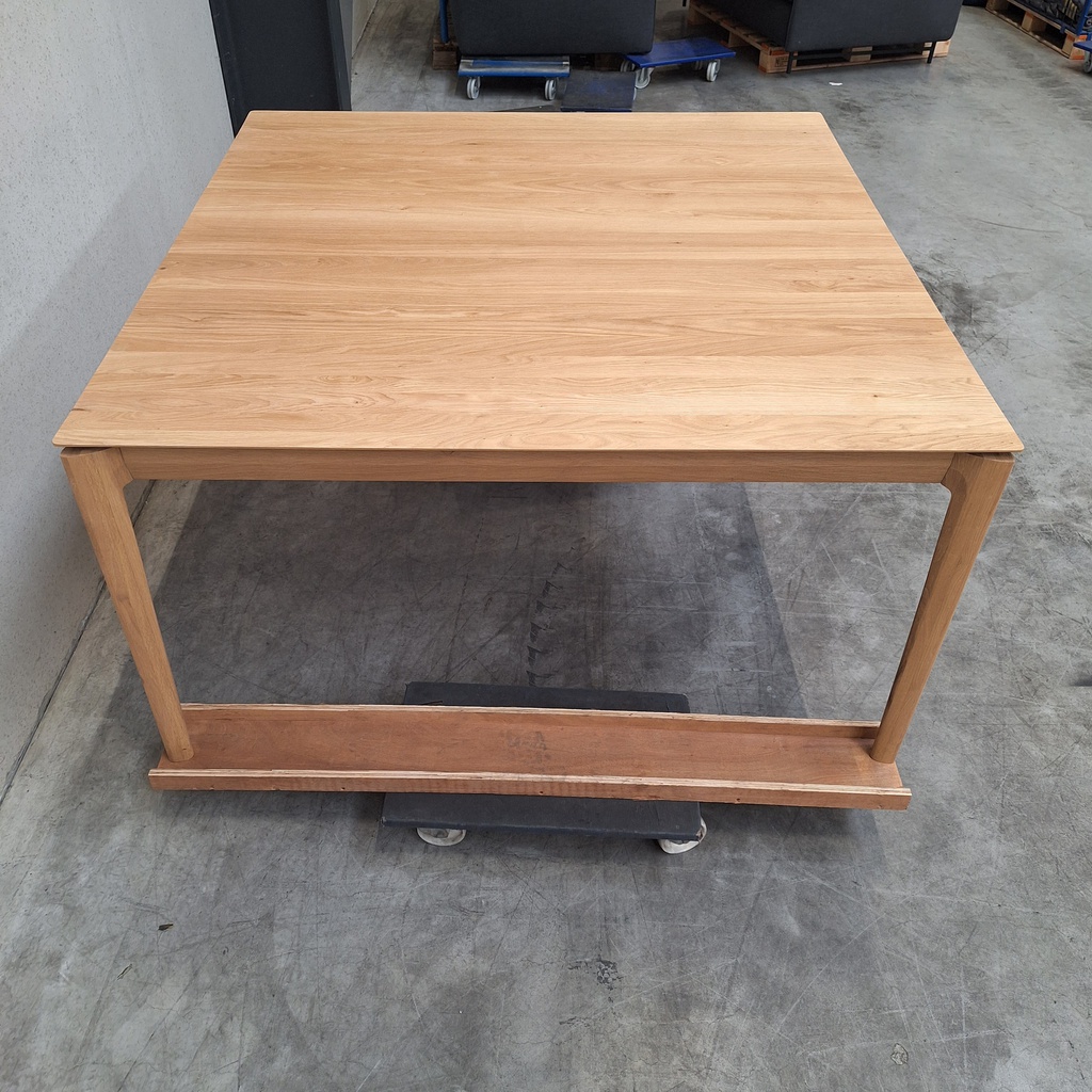 Bok dining table
