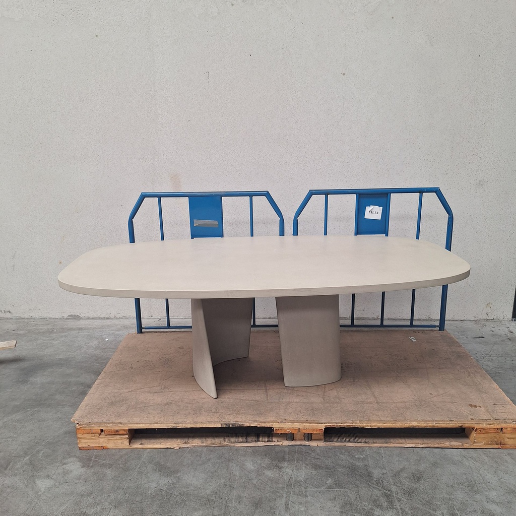 Canyon outdoor dining table - 230cm