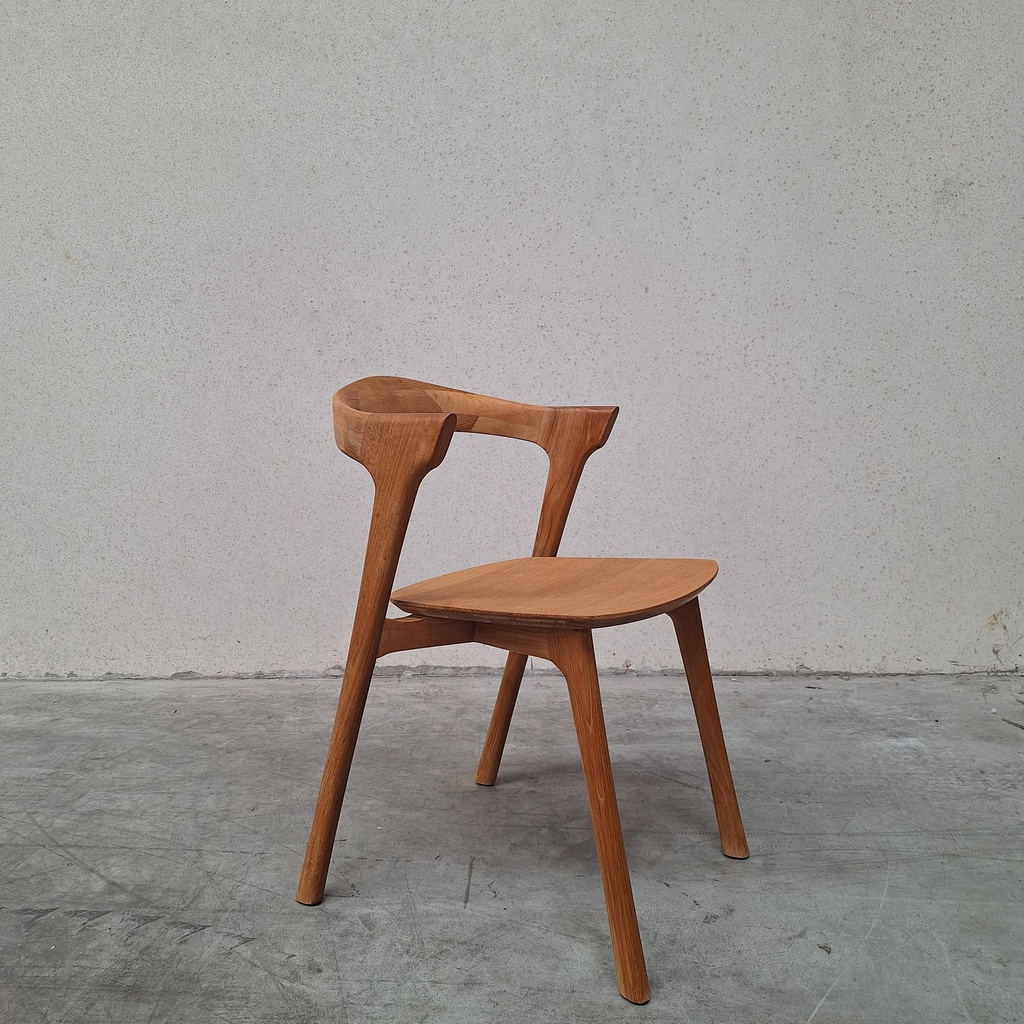 Set of 2 Bok dining chairs