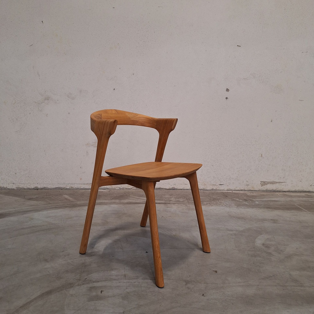 Set of 2 Bok dining chairs