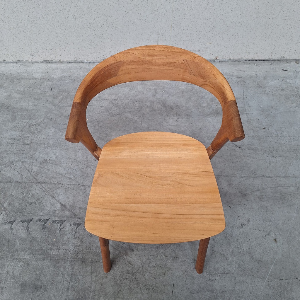 Set of 2 Bok dining chairs