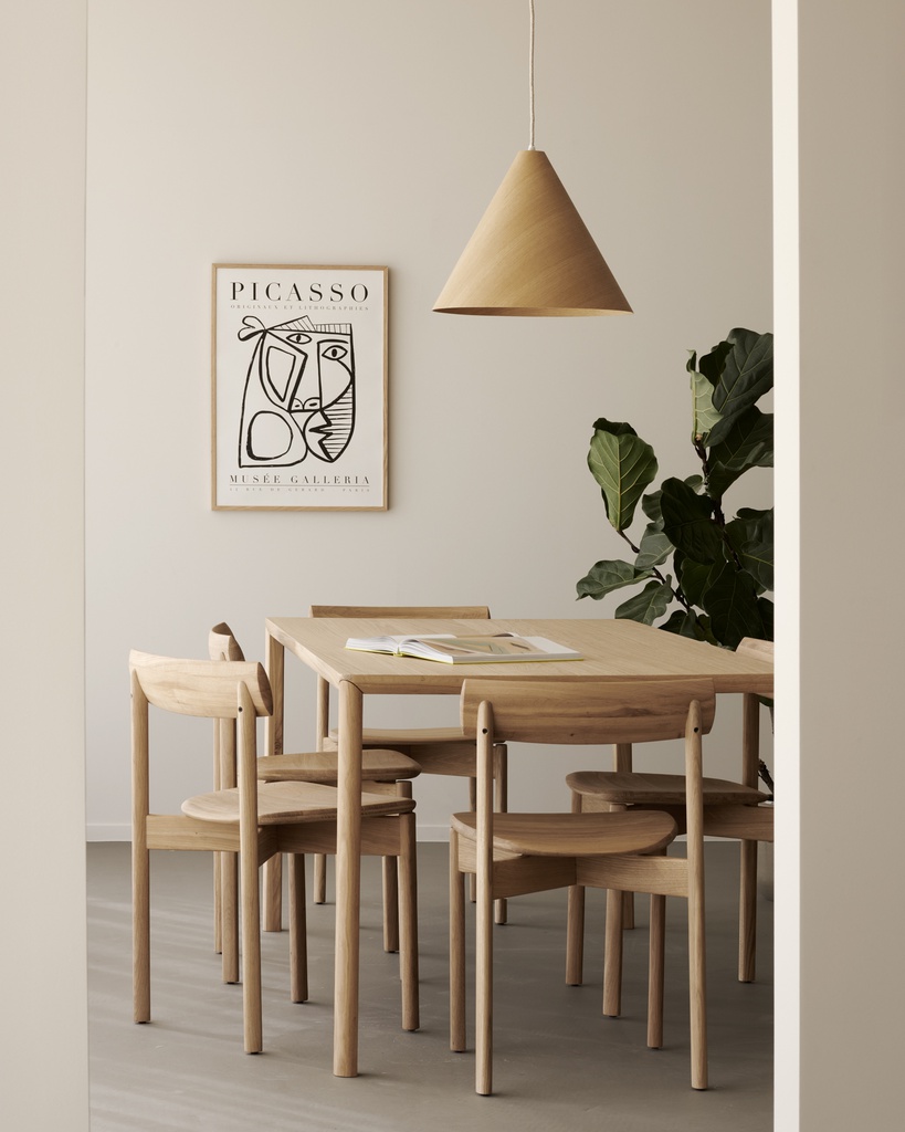 Risu dining chair TEMPLATE