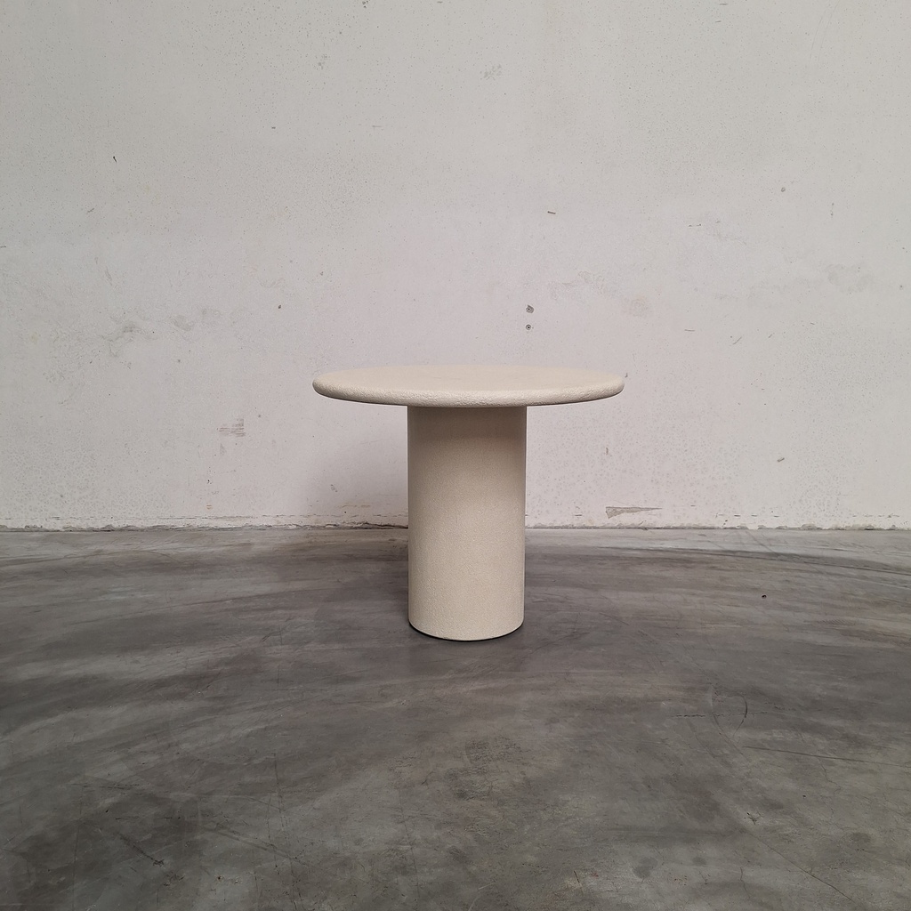 Elements dining table