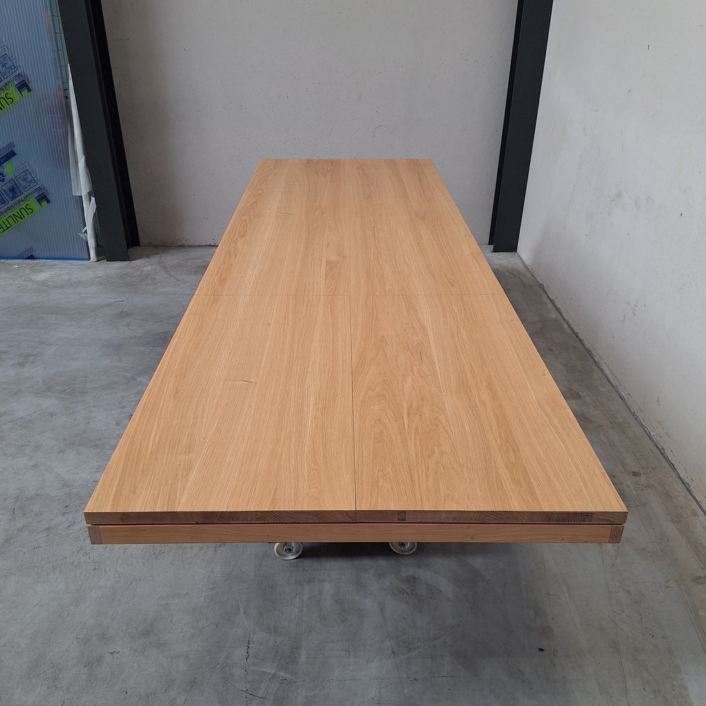 Double extendable dining table