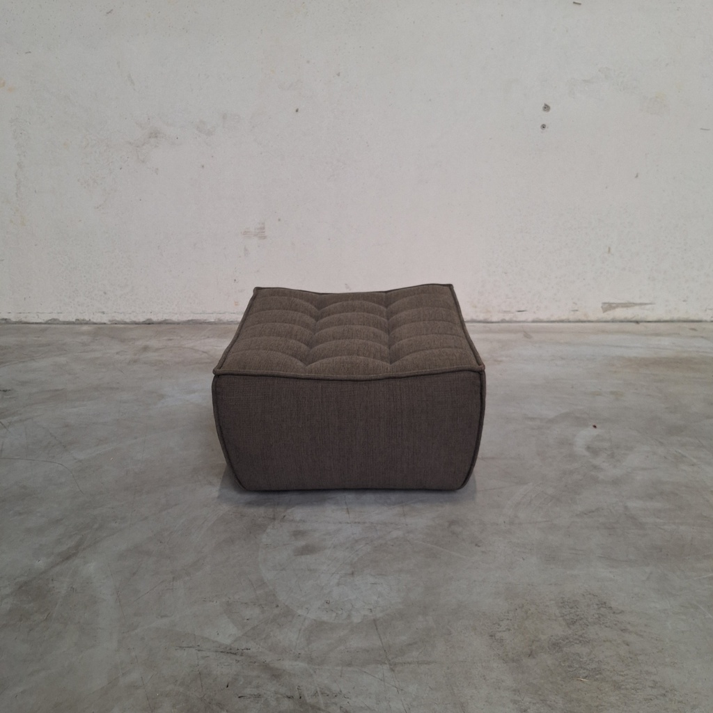 N701 footstool