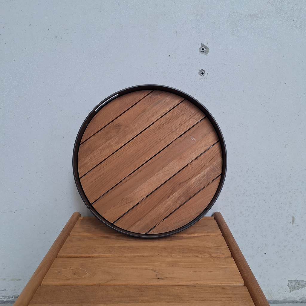Core outdoor tray