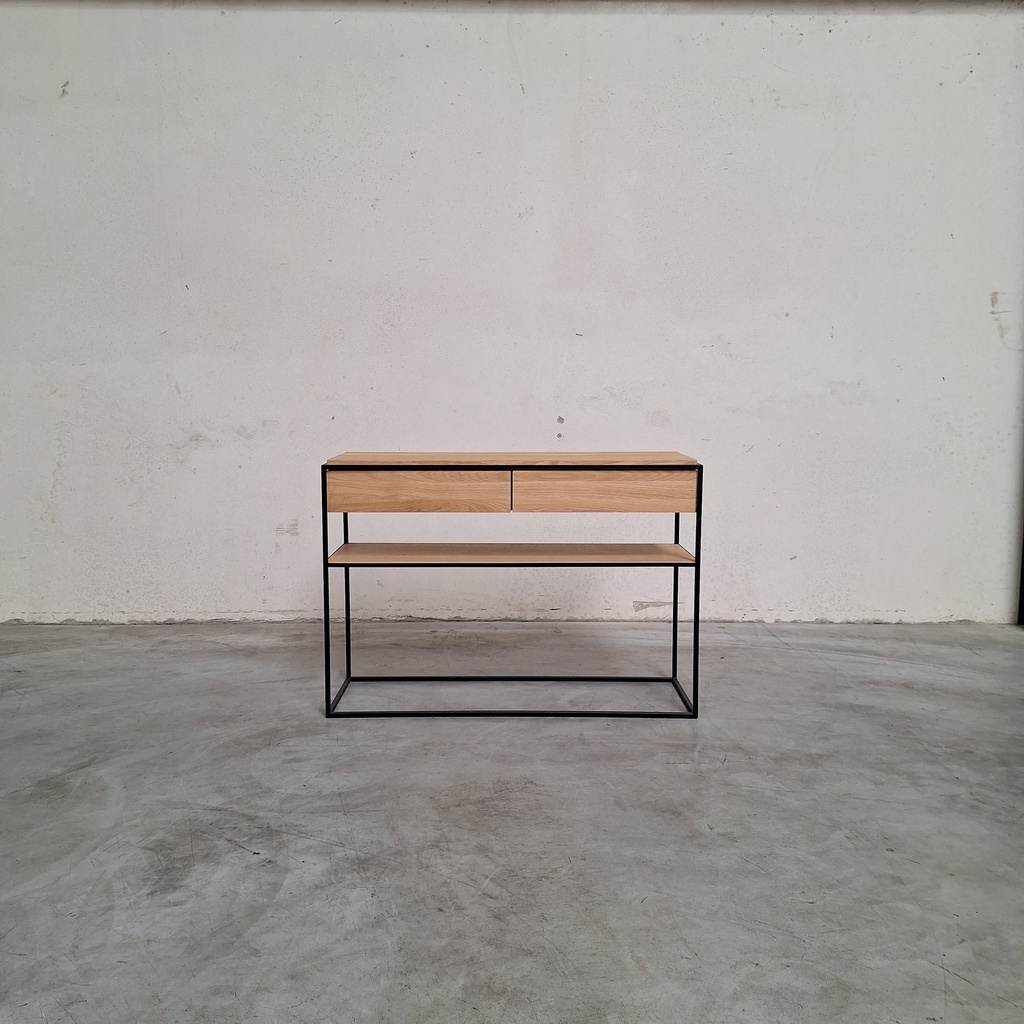 Monolit console