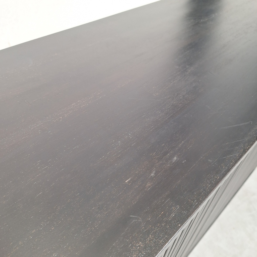 Roller Max sideboard