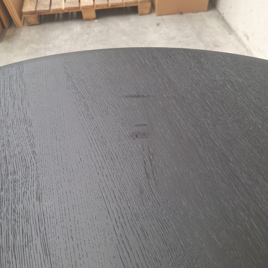 Torsion dining table - 127cm