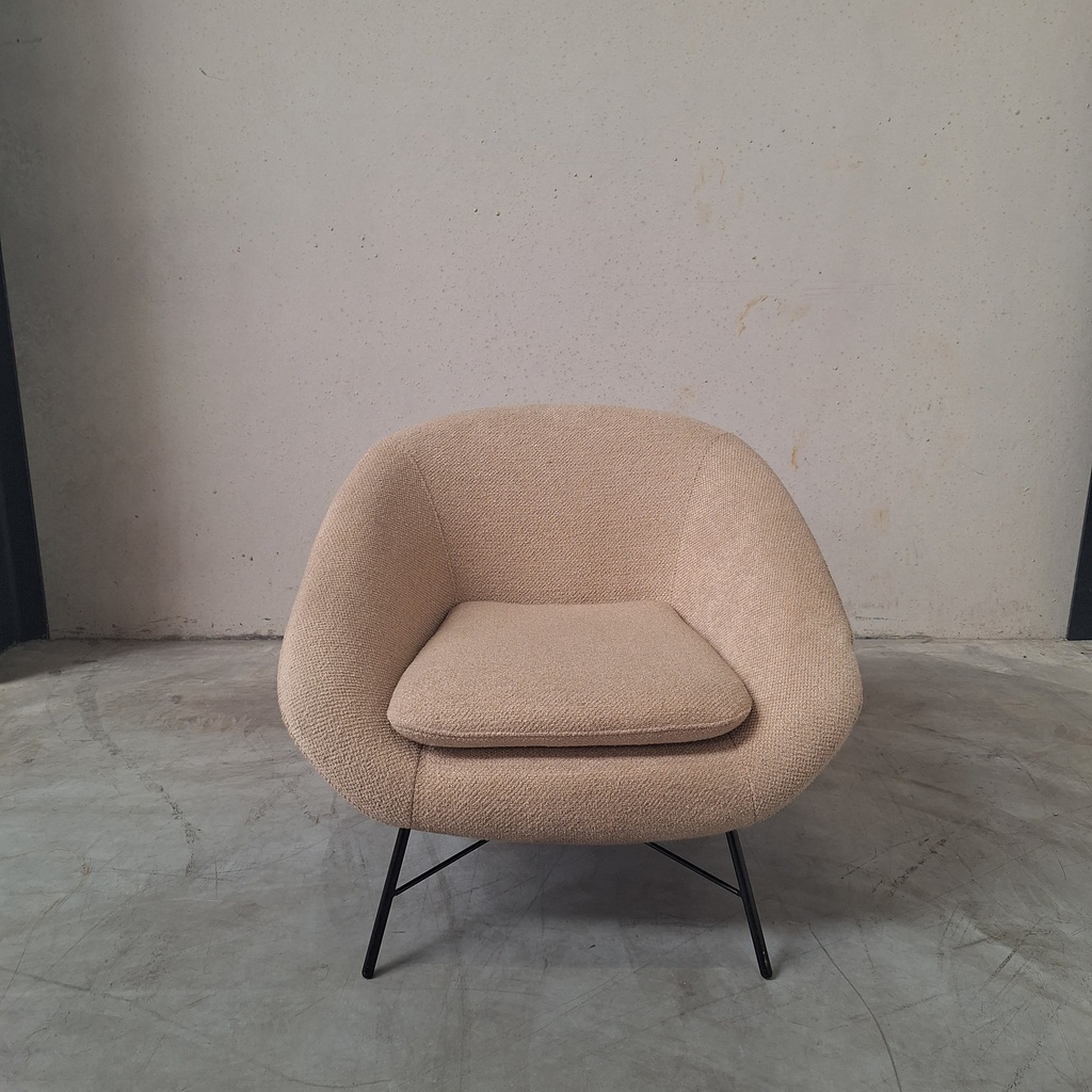 Barrow lounge chair