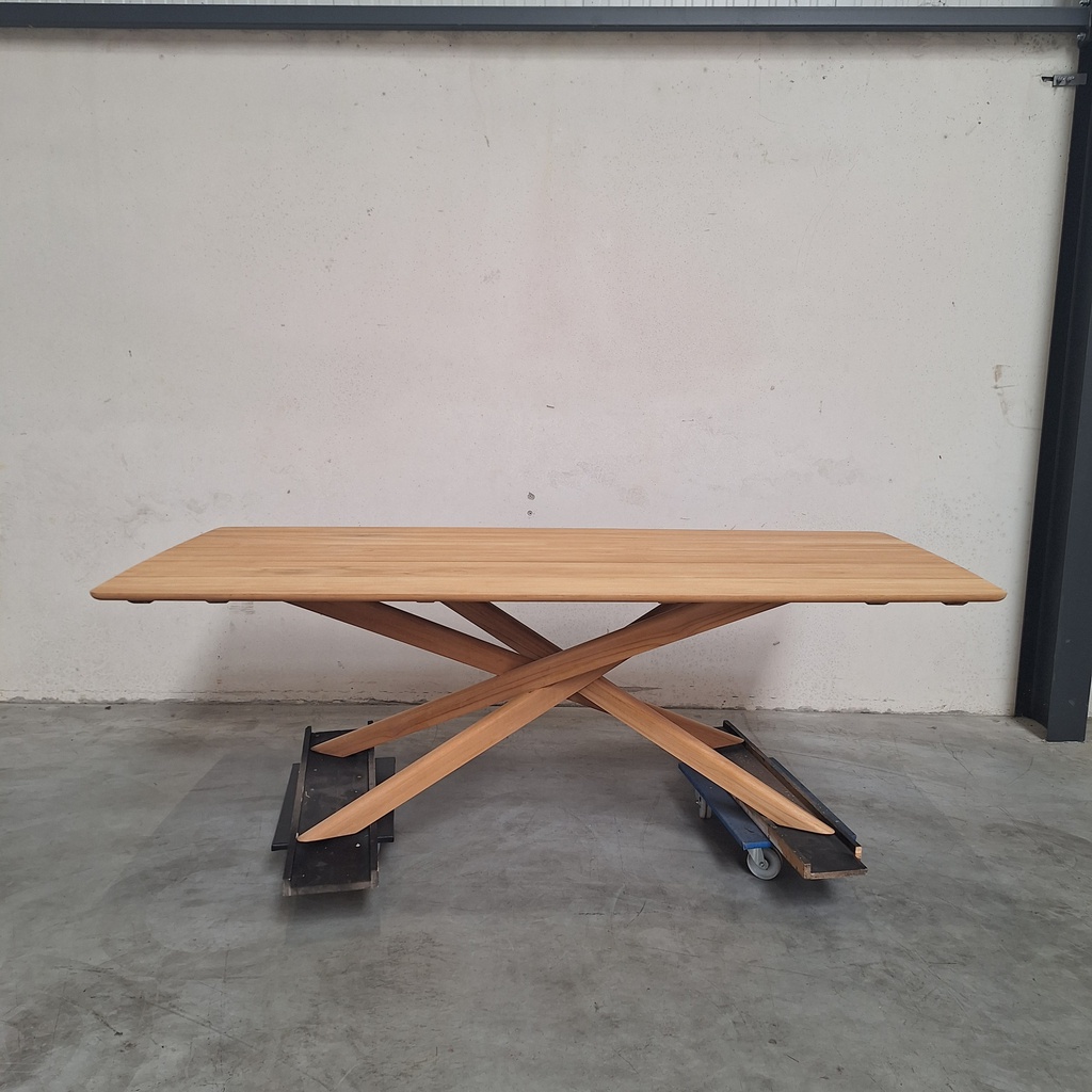 Mikado outdoor dining table - 240cm