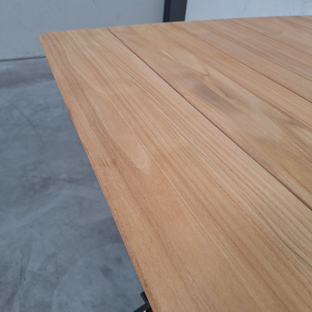 Mikado outdoor dining table - 240cm