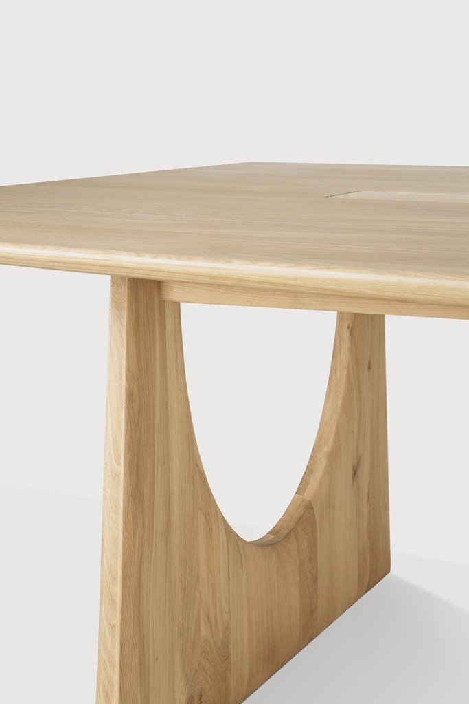 Geometric meeting table