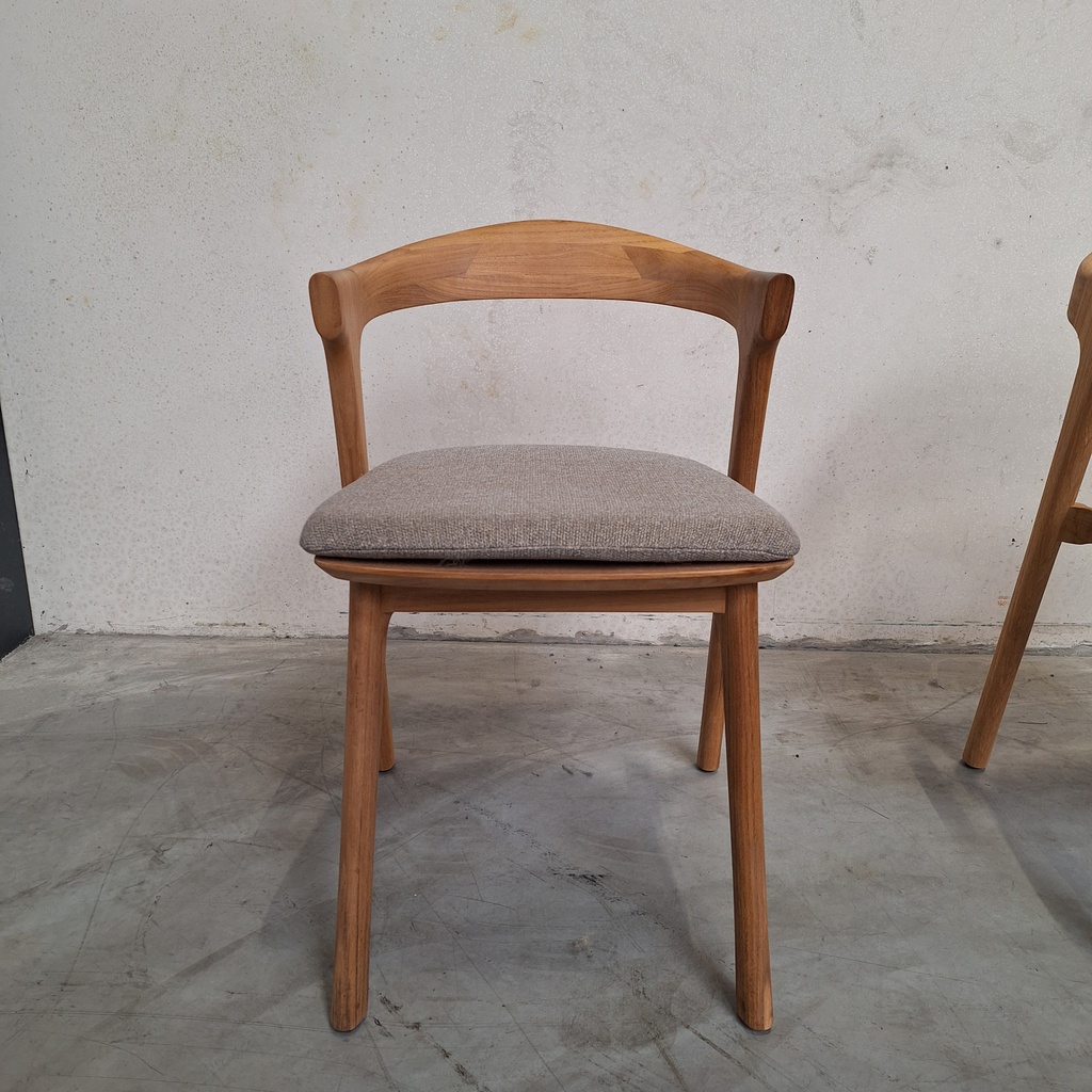 Set of 4 Bok outdoor dining chairs with cushions