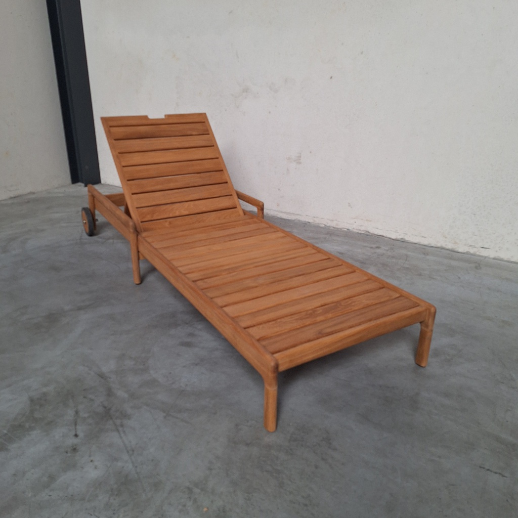 Jack outdoor adjustable lounger frame