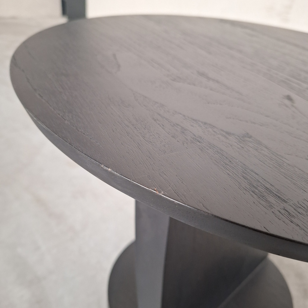 Oblic side table