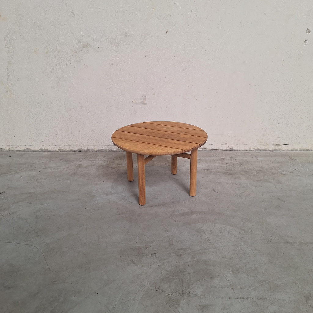 Quatro outdoor side table
