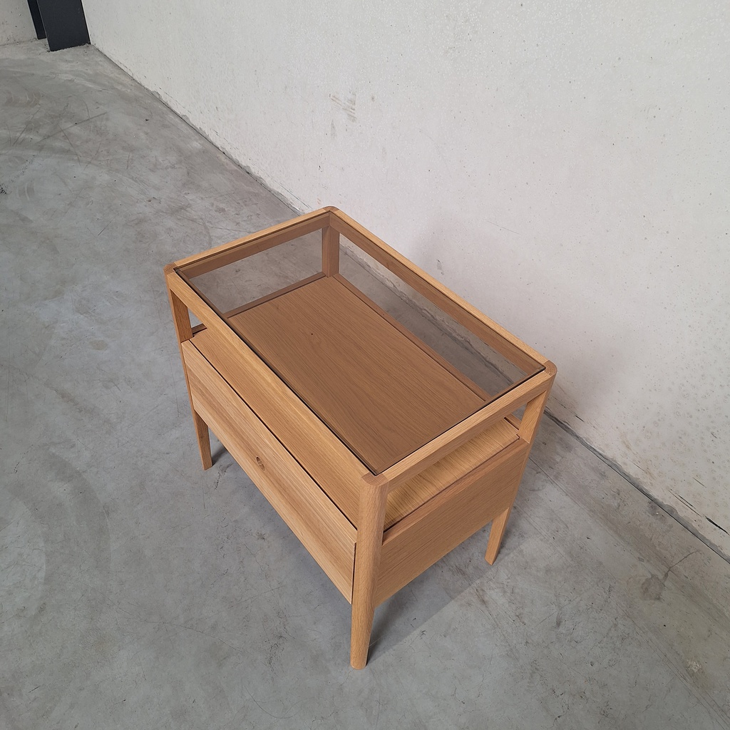 Spindle bedside table