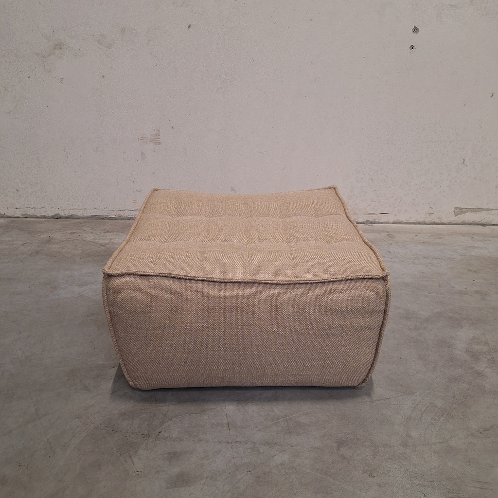 N701 footstool