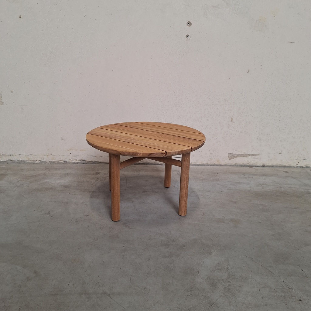 Quatro outdoor side table