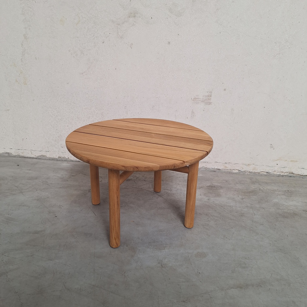 Quatro outdoor side table
