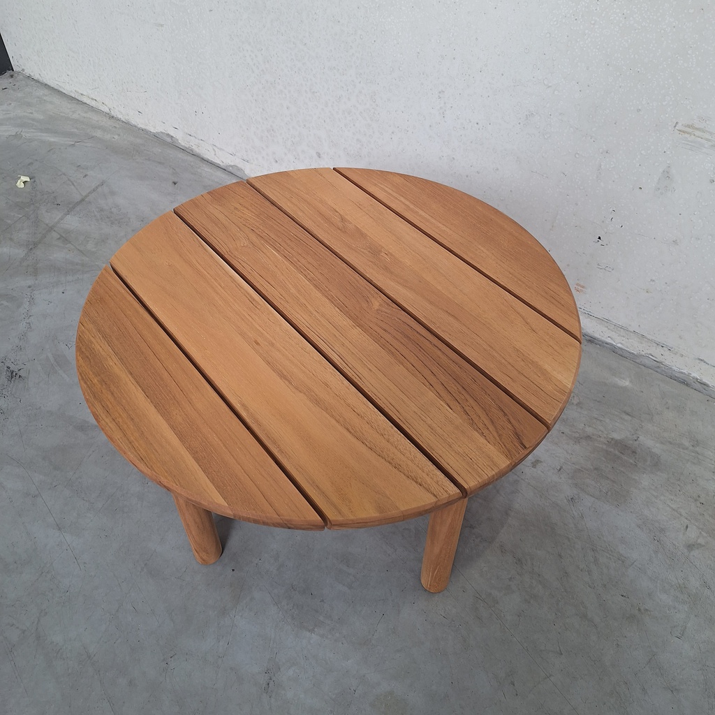 Quatro outdoor side table