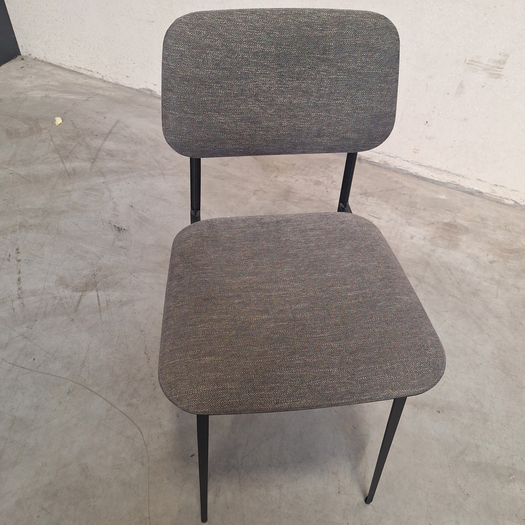 DC dining chair - light grey