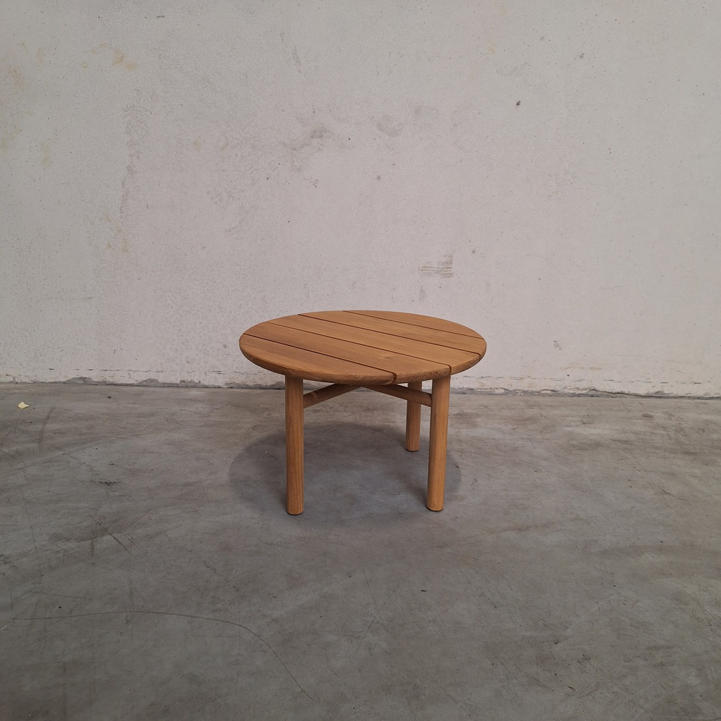 Quatro outdoor side table