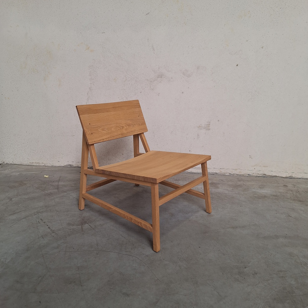 N2 lounge chair